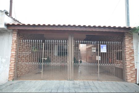 Casa para alugar com 120m², 3 quartos e 2 vagasFachada