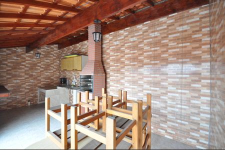 Casa para alugar com 120m², 3 quartos e 2 vagasChurrasqueira