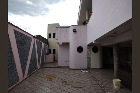 Casa à venda com 450m², 5 quartos e 5 vagas