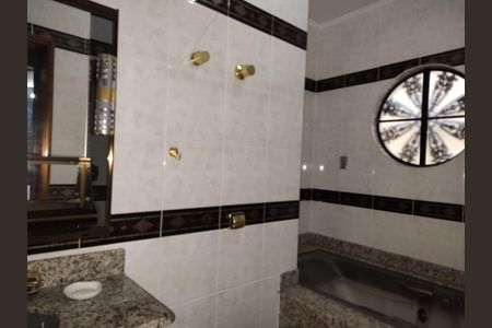 Casa à venda com 450m², 5 quartos e 5 vagas