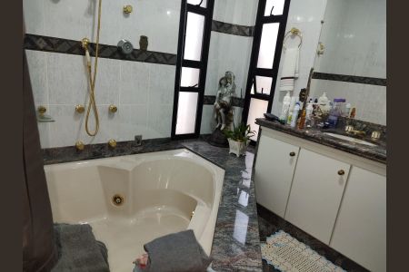 Casa à venda com 450m², 5 quartos e 5 vagas