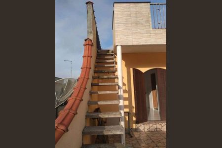 Casa à venda com 220m², 3 quartos e 2 vagas