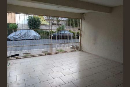 Casa à venda com 220m², 3 quartos e 2 vagas