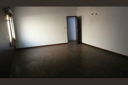 Casa à venda com 360m², 4 quartos e 10 vagas