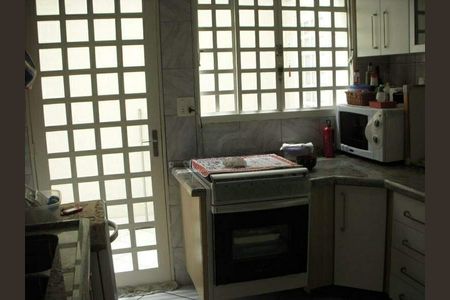 Casa à venda com 156m², 3 quartos e 2 vagas