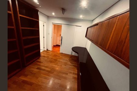 Apartamento à venda com 190m², 3 quartos e 3 vagas
