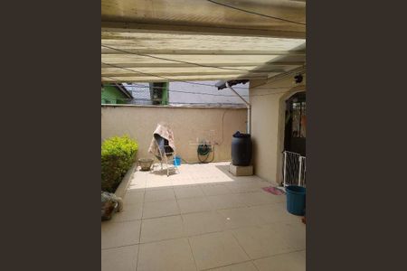 Casa à venda com 254m², 3 quartos e 2 vagas