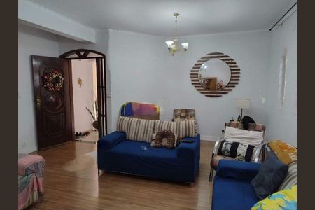 Casa à venda com 254m², 3 quartos e 2 vagas