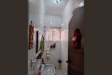 Casa à venda com 254m², 3 quartos e 2 vagas