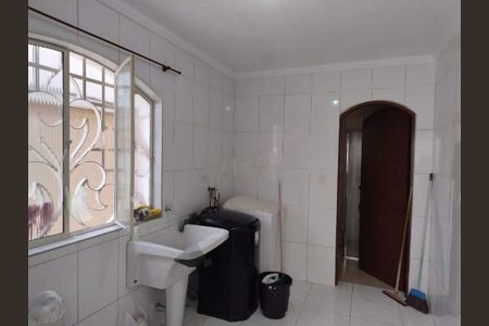 Casa à venda com 254m², 3 quartos e 2 vagas