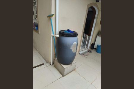 Casa à venda com 254m², 3 quartos e 2 vagas