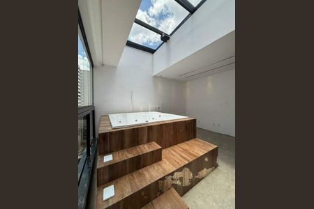 Apartamento à venda com 84m², 1 quarto e 1 vaga