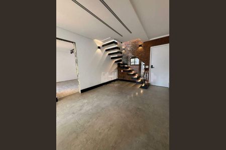 Apartamento à venda com 84m², 1 quarto e 1 vaga