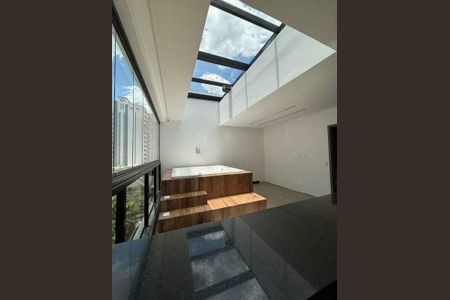 Apartamento à venda com 84m², 1 quarto e 1 vaga