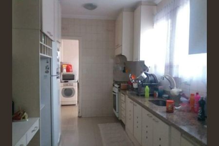 Casa à venda com 224m², 4 quartos e 8 vagas