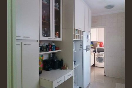 Casa à venda com 224m², 4 quartos e 8 vagas