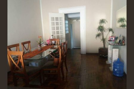 Casa à venda com 224m², 4 quartos e 8 vagas