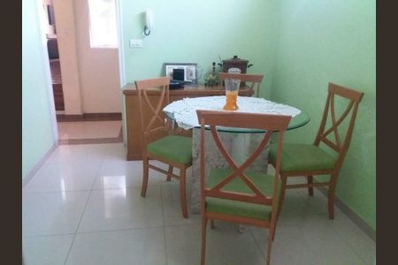 Casa à venda com 224m², 4 quartos e 8 vagas