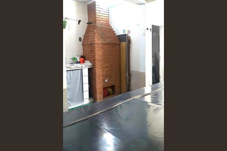 Casa à venda com 222m², 3 quartos e 2 vagas