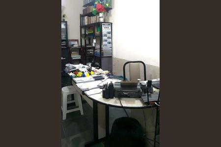 Casa à venda com 222m², 3 quartos e 2 vagas