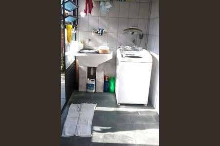 Casa à venda com 222m², 3 quartos e 2 vagas