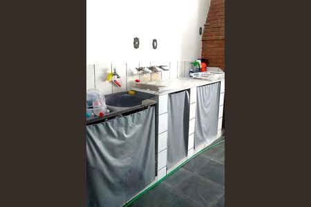 Casa à venda com 222m², 3 quartos e 2 vagas