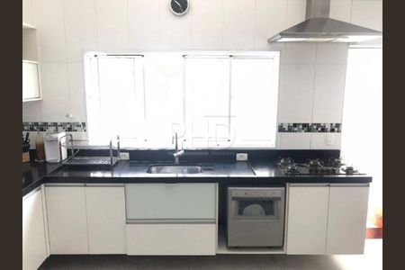 Casa à venda com 312m², 4 quartos e 4 vagas