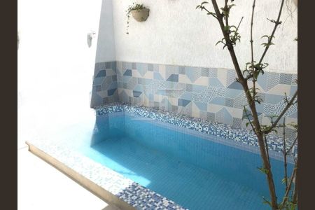 Casa à venda com 312m², 4 quartos e 4 vagas