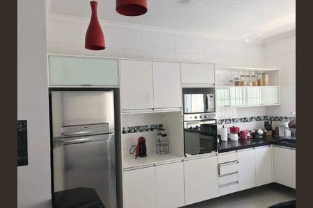 Casa à venda com 312m², 4 quartos e 4 vagas