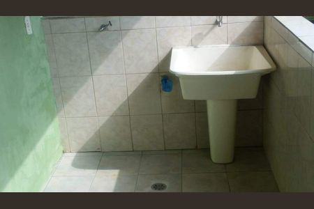 Casa à venda com 180m², 2 quartos e 2 vagas