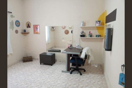 Casa à venda com 163m², 2 quartos e 4 vagas