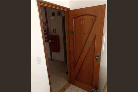 Apartamento à venda com 60m², 2 quartos e 1 vaga