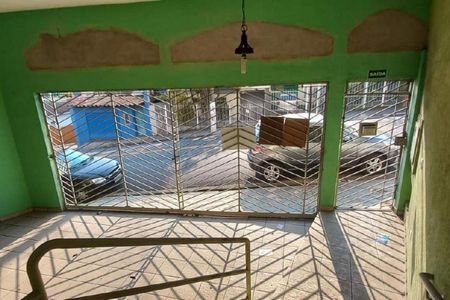Casa à venda com 194m², 4 quartos e 2 vagas