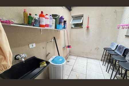 Apartamento para alugar com 50m², 3 quartos e 1 vagaÁrea de Serviço