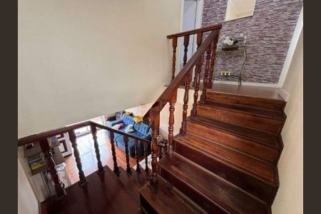 Casa à venda com 240m², 3 quartos e 3 vagas