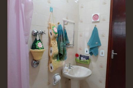 Casa à venda com 246m², 4 quartos e 5 vagas