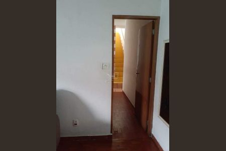 Casa à venda com 246m², 4 quartos e 5 vagas