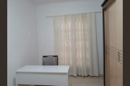 Casa à venda com 246m², 4 quartos e 5 vagas