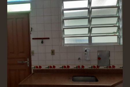 Casa à venda com 246m², 4 quartos e 5 vagas