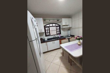 Casa à venda com 133m², 3 quartos e 2 vagas