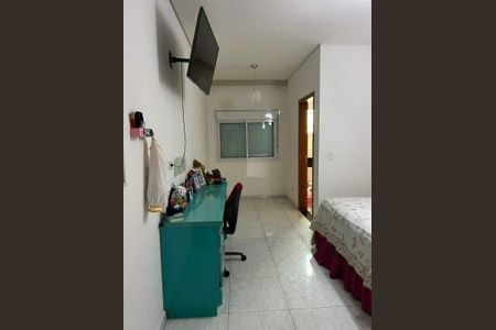 Casa à venda com 230m², 4 quartos e 2 vagas