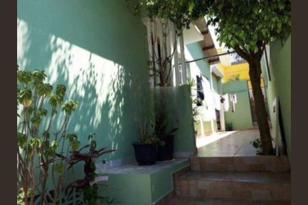 Casa à venda com 154m², 3 quartos e 2 vagas