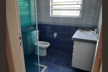 Casa à venda com 66m², 2 quartos e 3 vagas