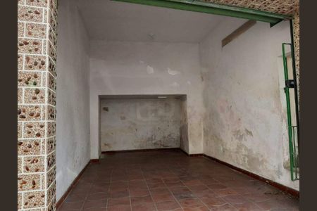 Casa à venda com 66m², 2 quartos e 3 vagas