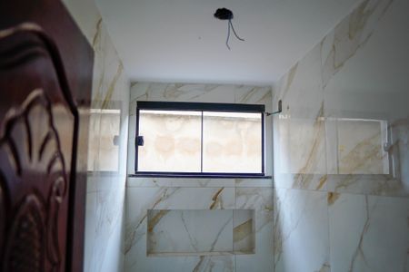 Casa para alugar com 600m², 4 quartos e 4 vagasBanheiro 2