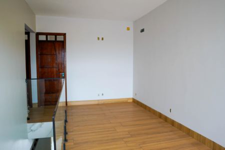 Casa para alugar com 600m², 4 quartos e 4 vagasSala 2
