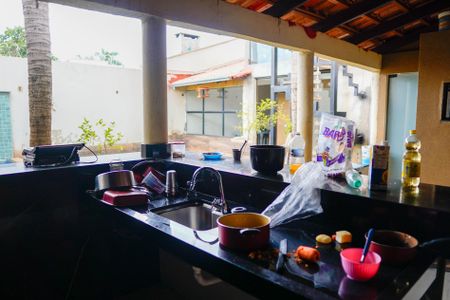 Casa para alugar com 600m², 4 quartos e 4 vagasÁrea comum - Área gourmet