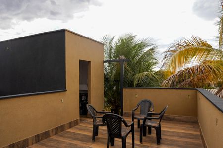 Casa para alugar com 600m², 4 quartos e 4 vagasSacada