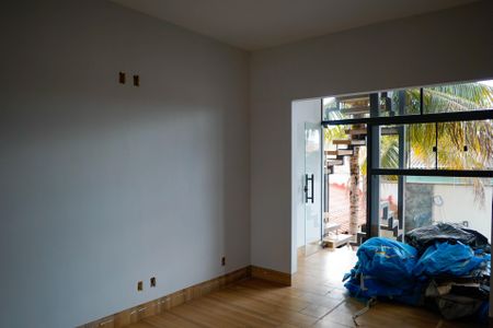 Casa para alugar com 600m², 4 quartos e 4 vagasQuarto 4