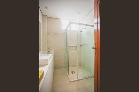 Casa à venda com 250m², 3 quartos e 2 vagasBanheiro Social